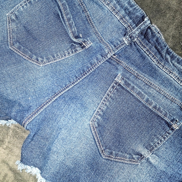 Cute star patch shorts - Picture 5 of 5